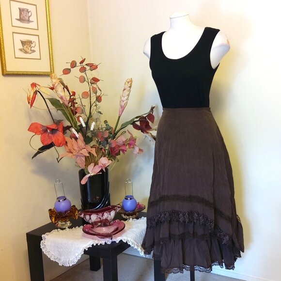 NWT Women Brown 3-Layers of Tiered Ruffle Lace Design Midi Skirt L 12 - Picture 8 of 12